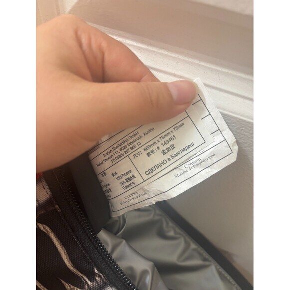 Burton Over the Shoulder Beer Holder Cooler 5 cans Picasso style face print - Picture 9 of 13